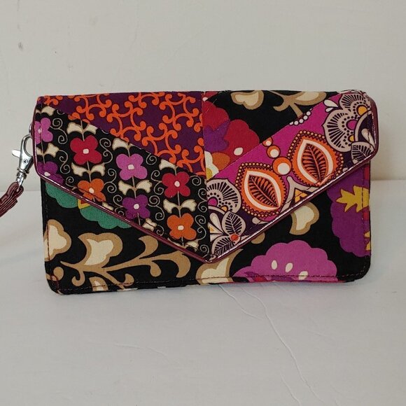 Vera Bradley Quilted Wristlet Wallet Boho Floral Retro Card Slot Like New - Picture 6 of 6